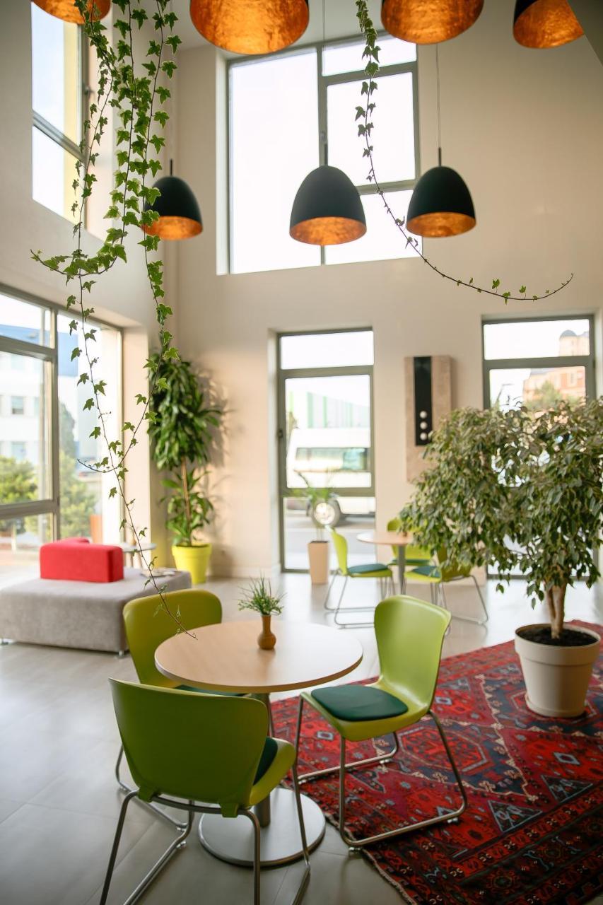 באקו Homebridge Hotel Apartments מראה חיצוני תמונה