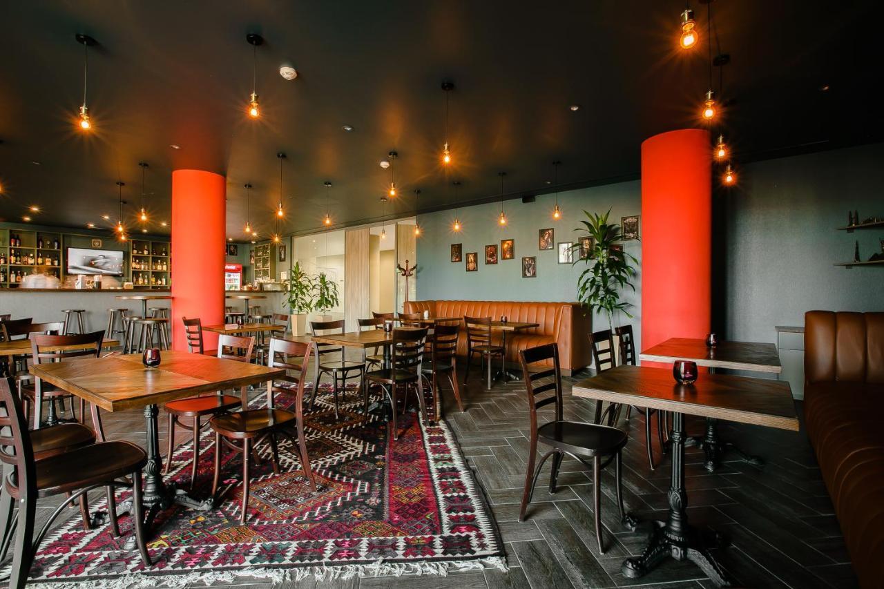 באקו Homebridge Hotel Apartments מראה חיצוני תמונה